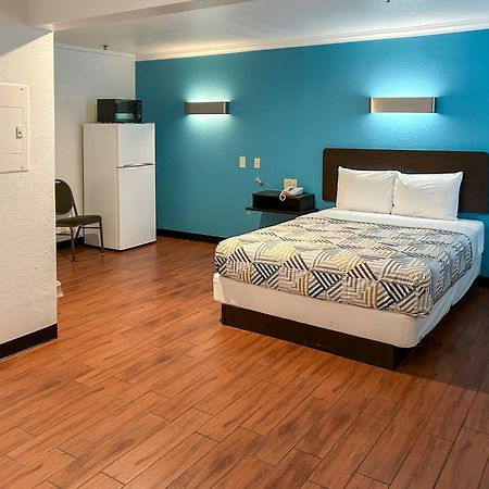 Motel 6 Ontario Ca Convention Center Airport Bagian luar foto