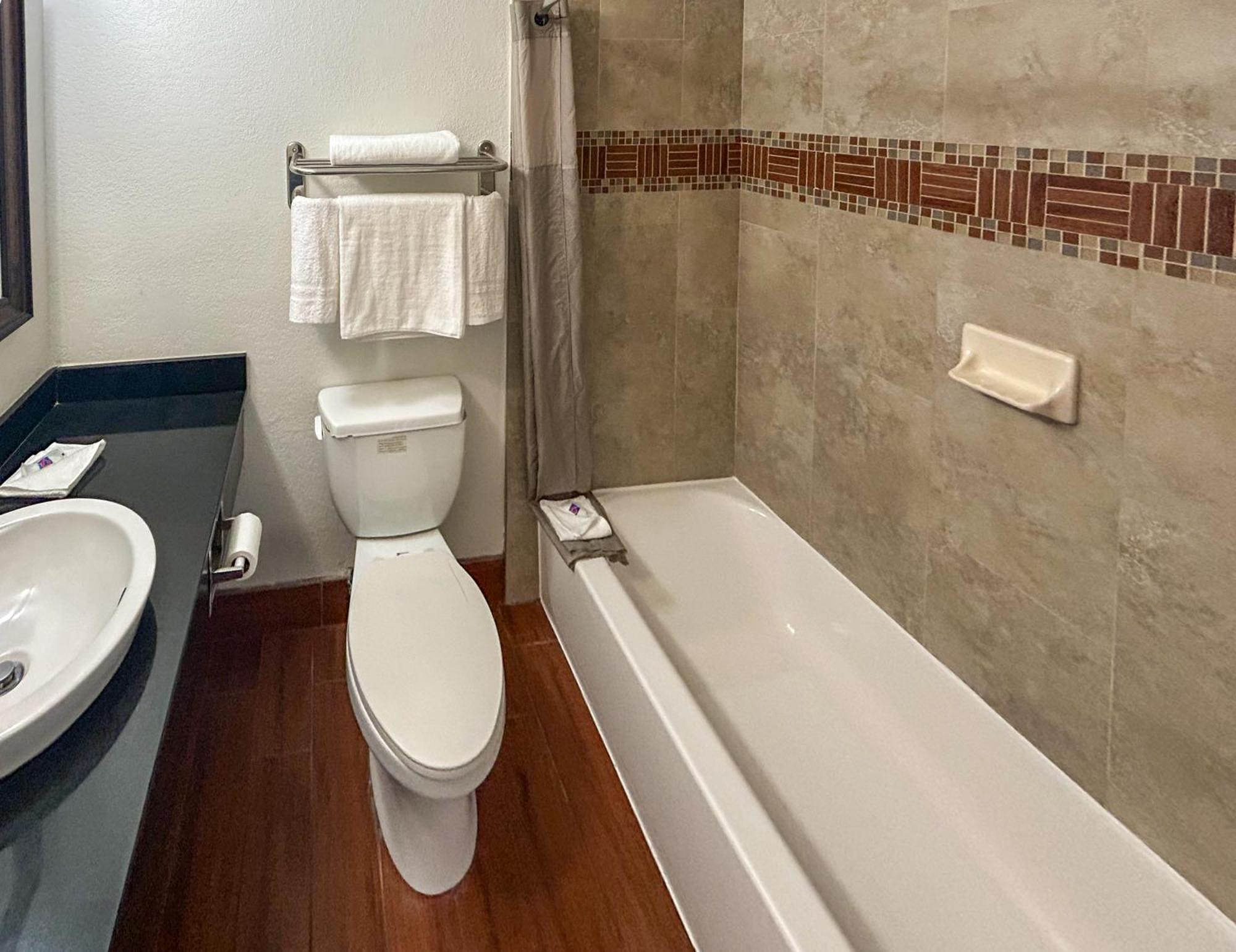 Motel 6 Ontario Ca Convention Center Airport Bagian luar foto